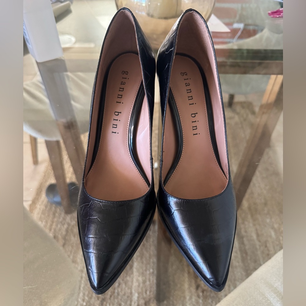 Gianni Bini Black Heels Classic Pointed-Toe Pumps